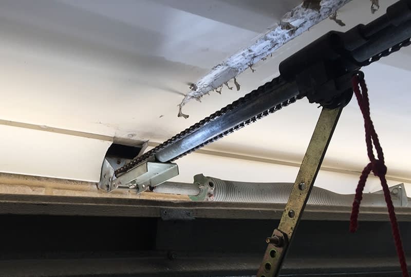 What are the Causes of a Broken Garage Door Spring? | Blog